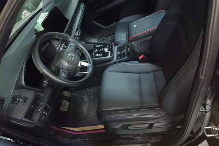 Used Honda Breeze 2024 eHEV Two-Wheel-Drive Luxury Edition Left Front Seat
