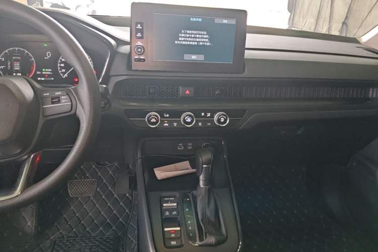 Used Honda Breeze 2025 240TURBO Two-Wheel Drive Elite Edition 5 Seats Audio And AC Panel