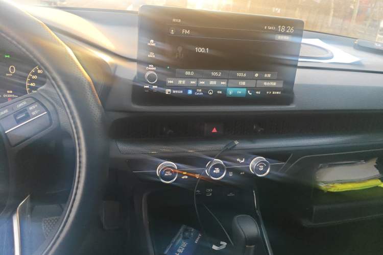 Used Honda Breeze 2025 240TURBO Two-Wheel Drive Elite Edition 5 Seats Audio And AC Panel