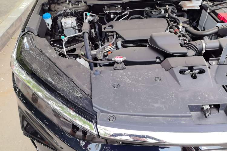 Used Honda Breeze 2025 240TURBO Two-Wheel-Drive Prestige Edition 5 Seats Engine Bay Right