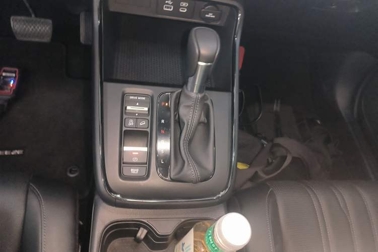 Used Honda Breeze 2025 240TURBO Two-Wheel-Drive Luxury Edition 5 Seats Gear Lever