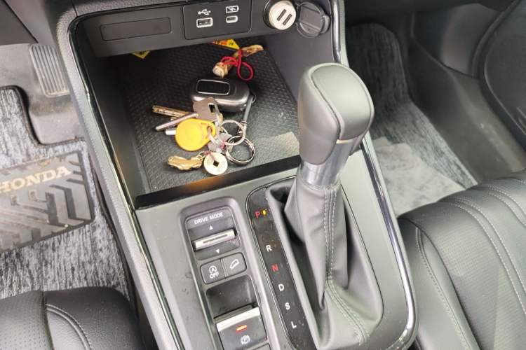 Used Honda Breeze 2025 240TURBO Two-Wheel-Drive Luxury Edition 7 Seats Gear Lever