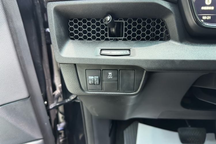Used Honda Breeze 2025 240TURBO Two-Wheel-Drive Luxury Edition 5 Seats Interior 8