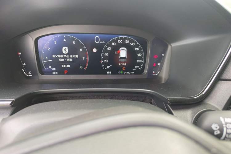 Used Honda Breeze 2025 240TURBO Two-Wheel-Drive Luxury Edition 7 Seats Odometer Close Up