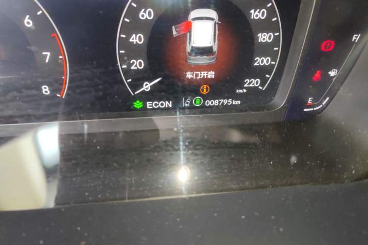 Used Honda Breeze 2025 240TURBO Two-Wheel-Drive Luxury Edition 5 Seats Odometer Close Up