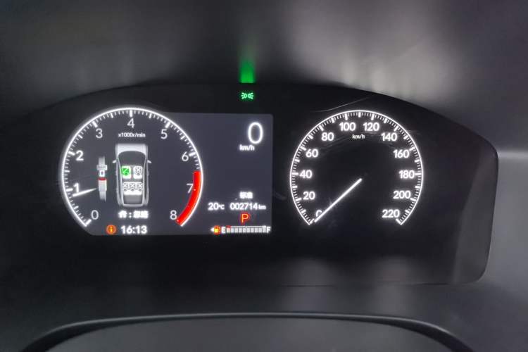 Used Honda Breeze 2025 240TURBO Two-Wheel Drive Elite Edition 5 Seats Odometer Close Up