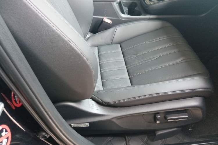 Used Honda Breeze 2025 240TURBO Two-Wheel-Drive Luxury Edition 5 Seats Right Front Seat