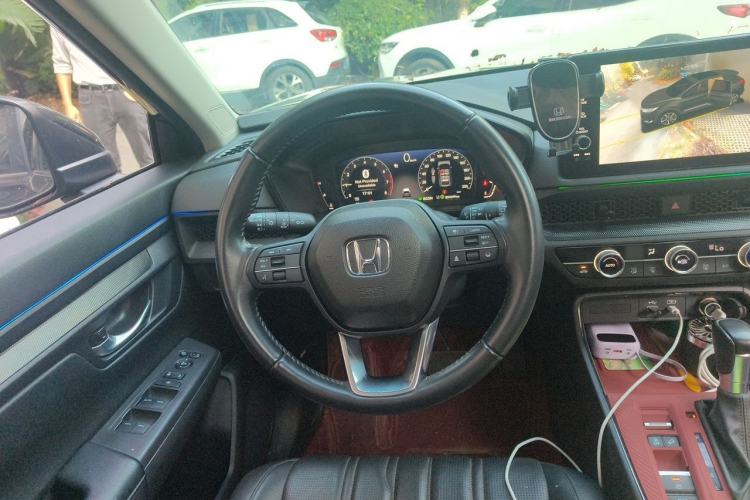 Used Honda Breeze 2025 240TURBO Two-Wheel-Drive Luxury Edition 5 Seats Steering Wheel
