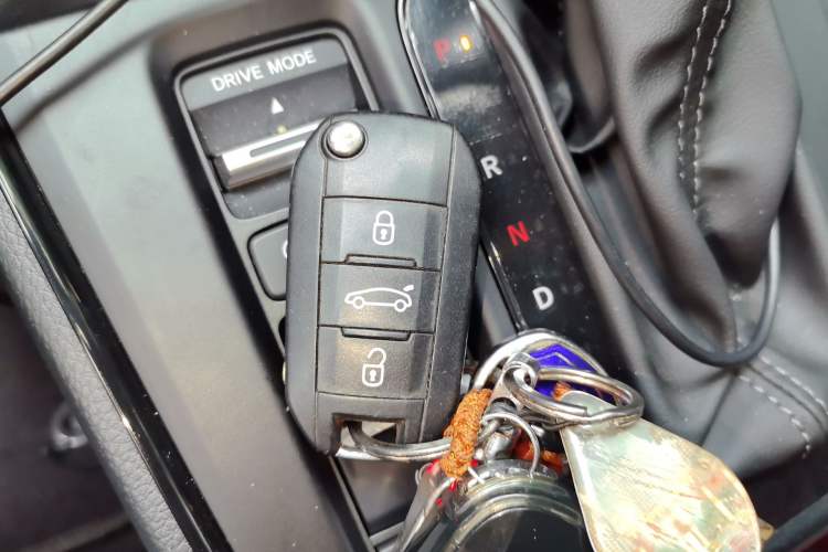 Used Honda Breeze 2025 240TURBO Two-Wheel-Drive Prestige Edition 5 Seats Vehicle Key
