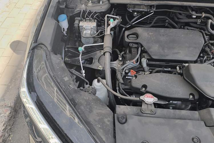 Used Honda Breeze 2025 240TURBO Two-Wheel-Drive Luxury Edition 5 Seats Engine Bay Right