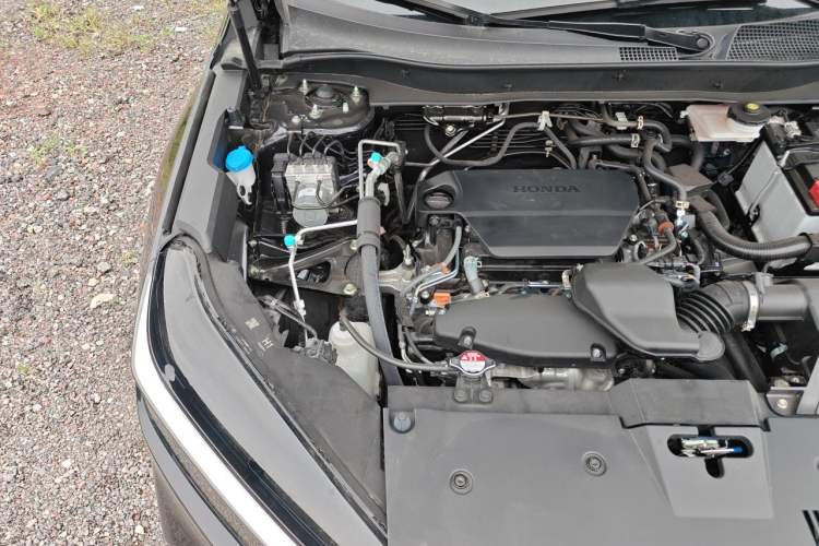Used Honda Breeze 2025 240TURBO Two-Wheel-Drive Luxury Edition 5 Seats Engine Bay Right