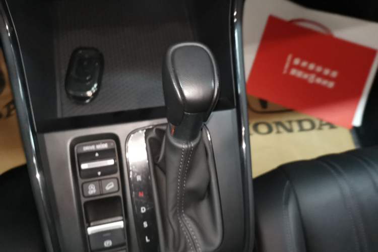 Used Honda Breeze 2025 240TURBO Two-Wheel-Drive Luxury Edition 5 Seats Gear Lever