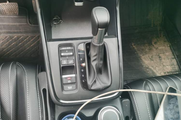 Used Honda Breeze 2025 240TURBO Two-Wheel Drive Elite Edition 5 Seats Gear Lever
