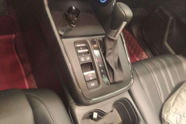 Used Honda Breeze 2025 240TURBO Two-Wheel-Drive Luxury Edition 5 Seats Gear Lever