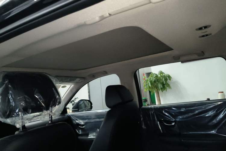 Used Honda Breeze 2025 240TURBO Two-Wheel-Drive Luxury Edition 5 Seats Headliner