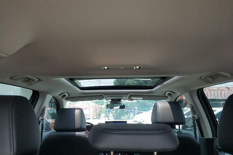 Used Honda Breeze 2025 240TURBO Two-Wheel-Drive Luxury Edition 5 Seats Headliner