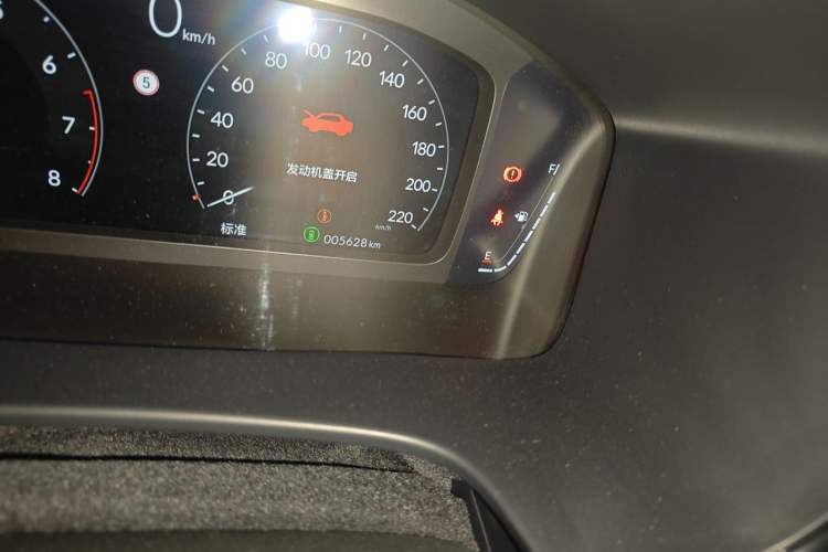 Used Honda Breeze 2025 240TURBO Two-Wheel-Drive Luxury Edition 5 Seats Odometer Close Up