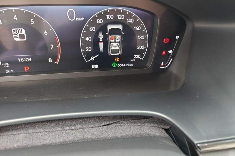 Used Honda Breeze 2025 240TURBO Two-Wheel-Drive Luxury Edition 5 Seats Odometer Close Up