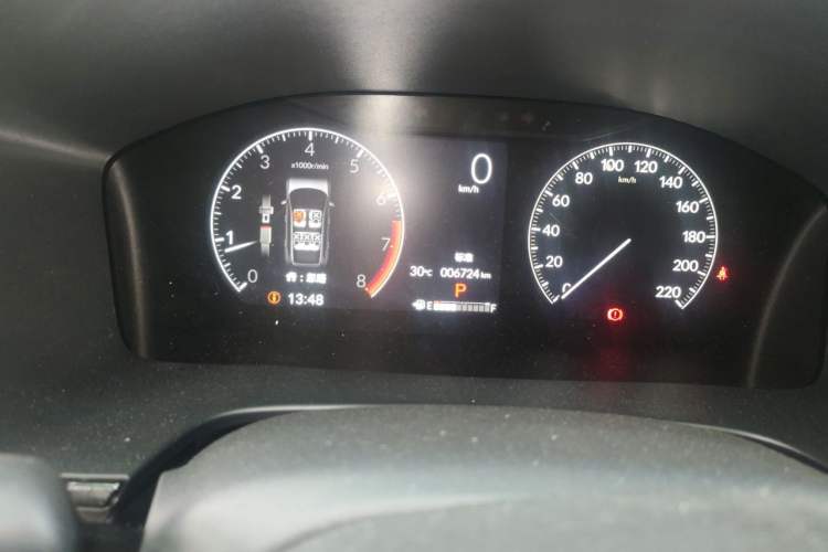 Used Honda Breeze 2025 240TURBO Two-Wheel Drive Elite Edition 5 Seats Odometer Close Up