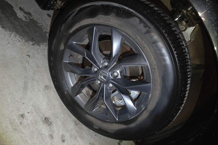 Used Honda Breeze 2025 240TURBO Two-Wheel-Drive Luxury Edition 5 Seats Right Front Wheel Hub