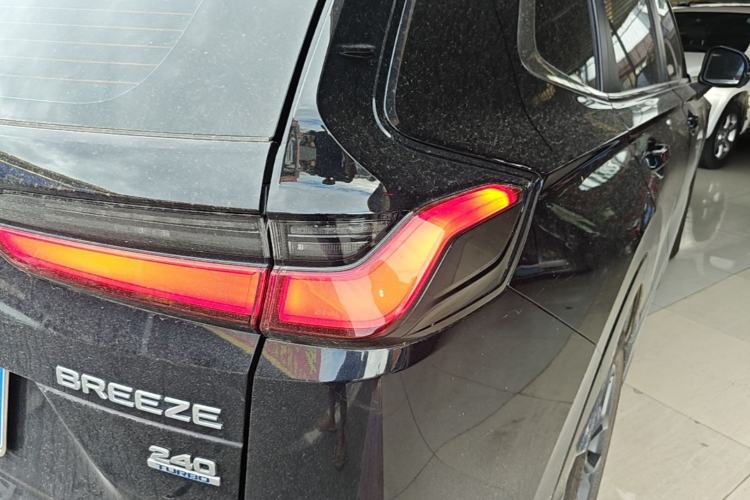 Used Honda Breeze 2025 240TURBO Two-Wheel-Drive Luxury Edition 5 Seats Right Rear Taillight