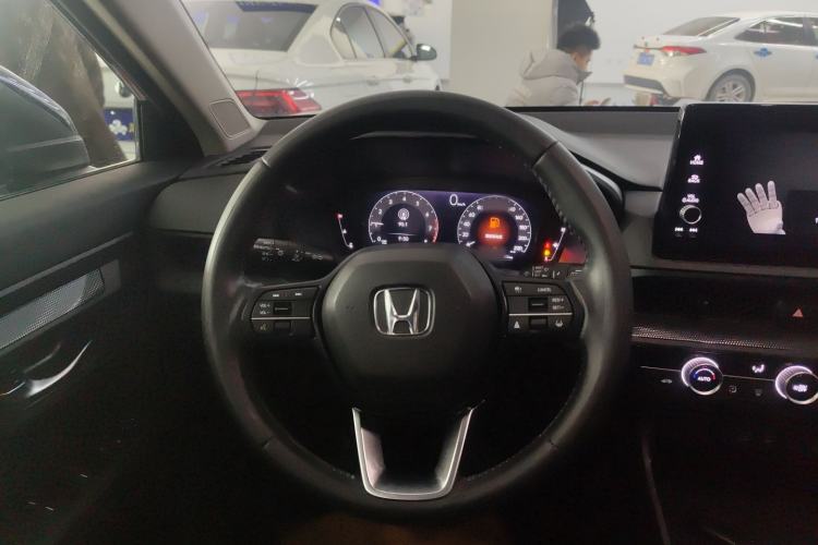 Used Honda Breeze 2025 240TURBO Two-Wheel-Drive Luxury Edition 5 Seats Steering Wheel