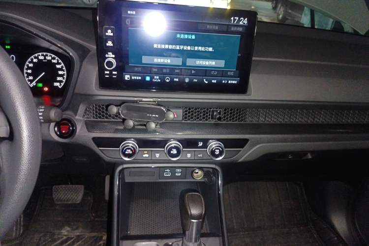 Used Honda Breeze 2025 240TURBO Two-Wheel Drive Elite Edition 5 Seats Audio And AC Panel