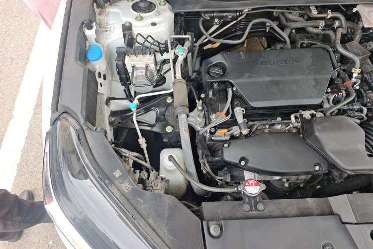 Used Honda Breeze 2025 240TURBO Two-Wheel-Drive Luxury Edition 5 Seats Engine Bay Right