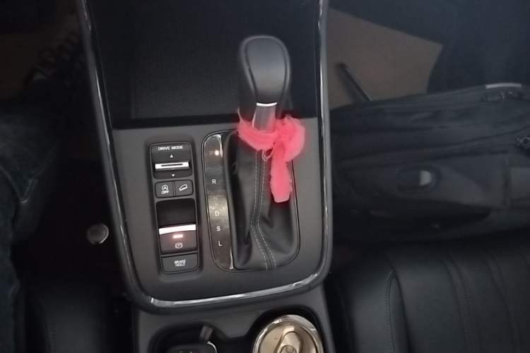 Used Honda Breeze 2025 240TURBO Two-Wheel-Drive Luxury Edition 5 Seats Gear Lever