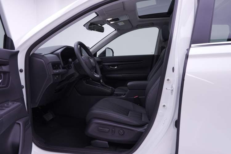 Used Honda Breeze 2025 240TURBO Two-Wheel-Drive Luxury Edition 5 Seats Interior 4
