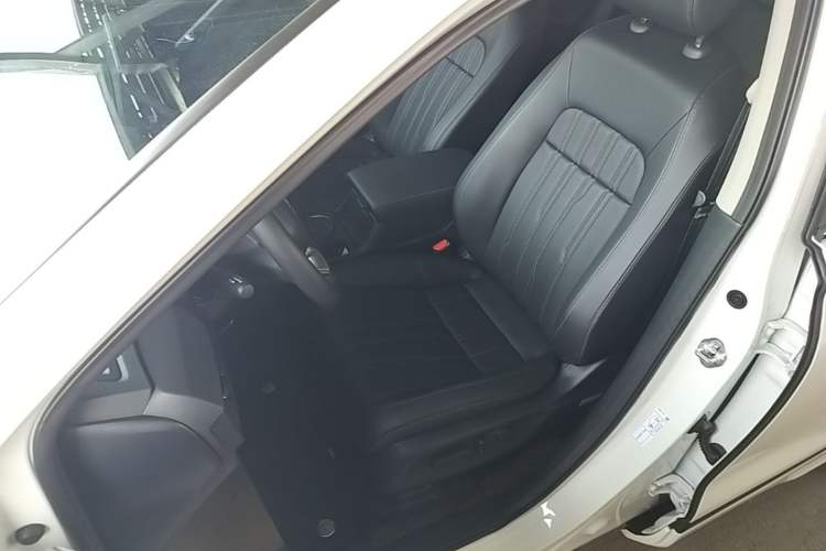 Used Honda Breeze 2025 240TURBO Two-Wheel-Drive Luxury Edition 5 Seats Left Front Seat