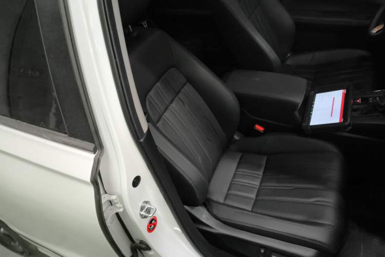 Used Honda Breeze 2025 240TURBO Two-Wheel-Drive Luxury Edition 5 Seats Right Front Seat