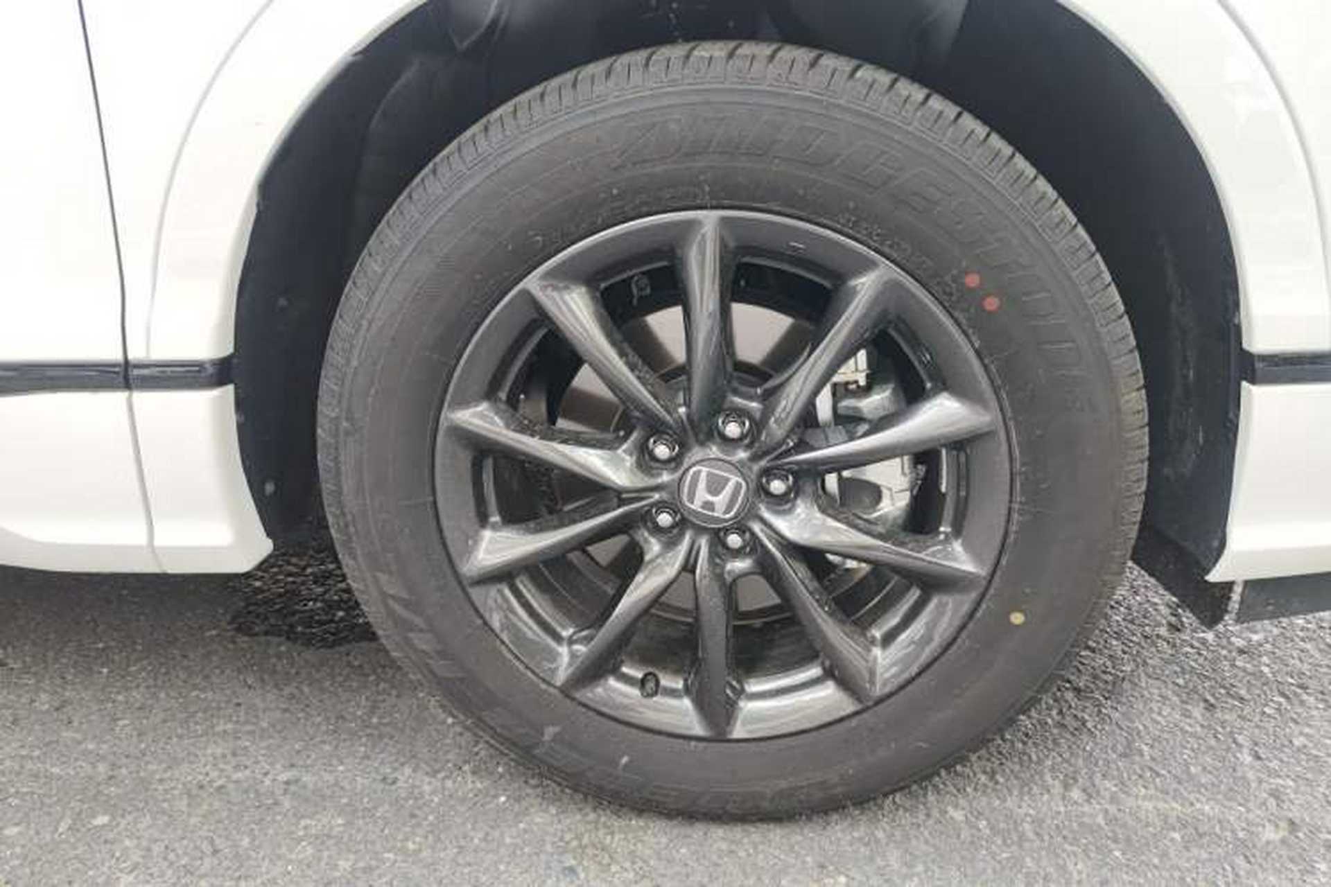 Used Honda Breeze 2025 240TURBO Two-Wheel-Drive Prestige Edition 5 Seats Right Front Wheel Hub
