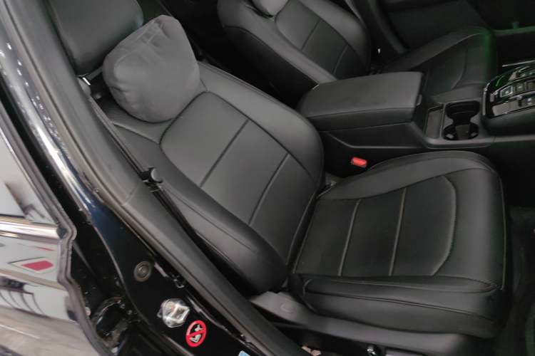 Used Honda Breeze New Energy 2025 ePHEV Premium Edition Right Front Seat
