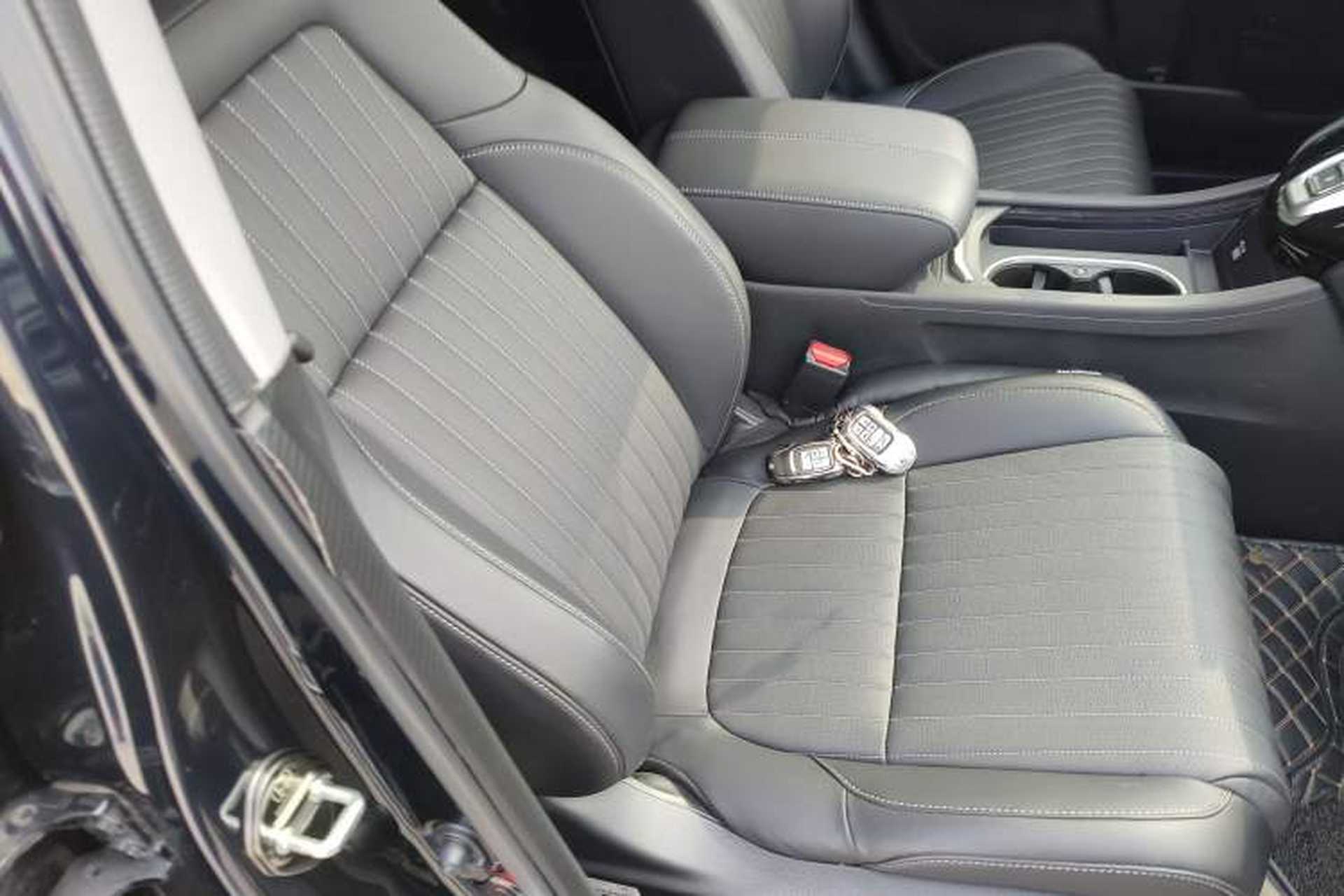Used Honda Breeze New Energy 2022 ePHEV Prestige Edition Right Front Seat