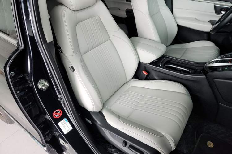 Used Honda Breeze New Energy 2022 ePHEV Prestige Edition Right Front Seat