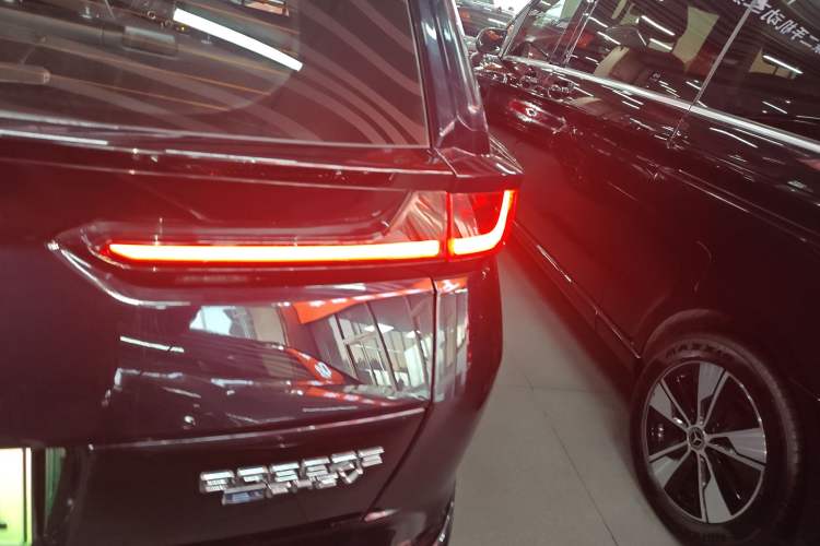 Used Honda Breeze New Energy 2022 ePHEV Luxury Edition Exterior 6