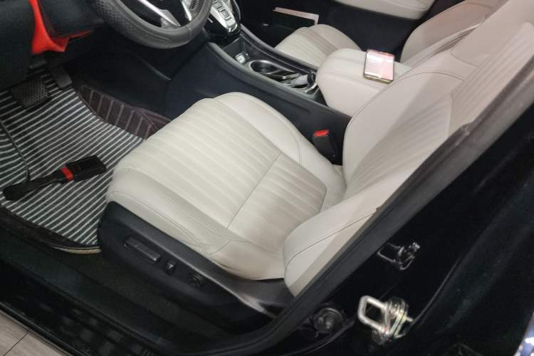 Used Honda Breeze New Energy 2022 ePHEV Prestige Edition Left Front Seat