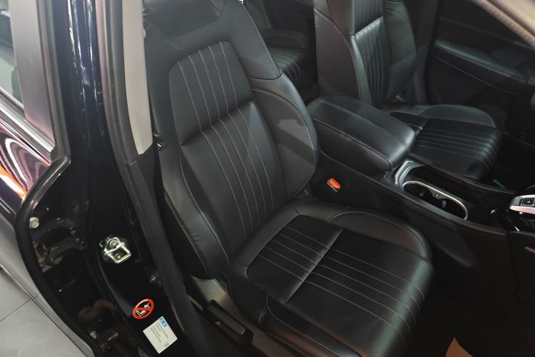 Used Honda Breeze New Energy 2022 ePHEV Luxury Edition Right Front Seat