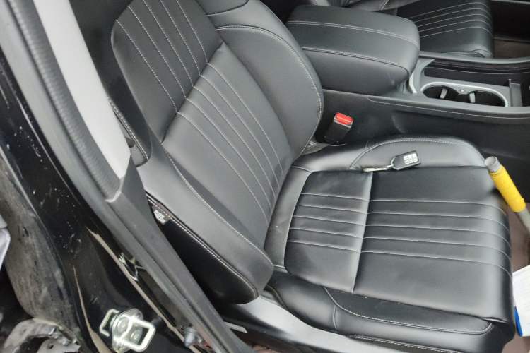 Used Honda Breeze New Energy 2022 ePHEV Prestige Edition Right Front Seat