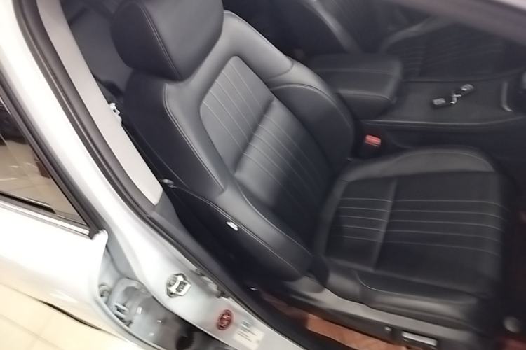 Used Honda Breeze New Energy 2022 ePHEV Prestige Edition Right Front Seat