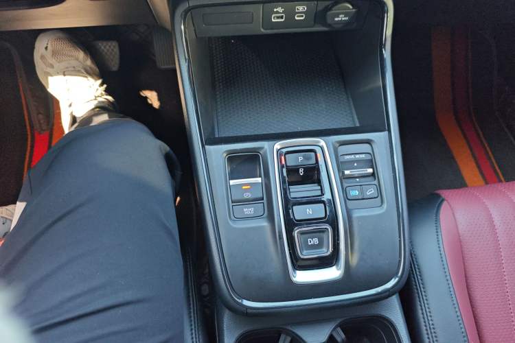 Used Honda Breeze New Energy 2023 ePHEV Premium Edition Gear Lever