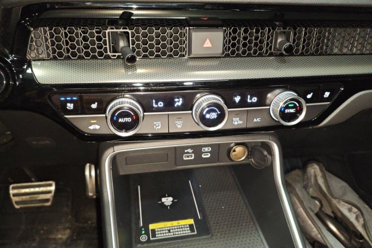 Used Honda Breeze New Energy 2023 ePHEV Ultimate Edition Audio And AC Panel