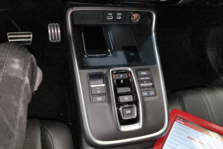 Used Honda Breeze New Energy 2023 ePHEV Ultimate Edition Gear Lever