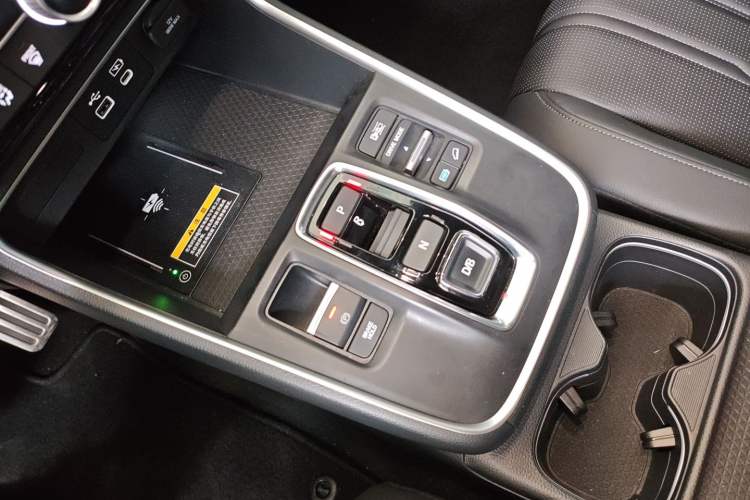 Used Honda Breeze New Energy 2023 ePHEV Ultimate Edition Gear Lever