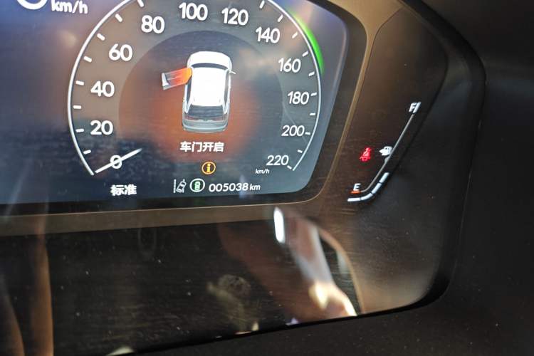 Used Honda Breeze New Energy 2023 ePHEV Ultimate Edition Odometer Close Up