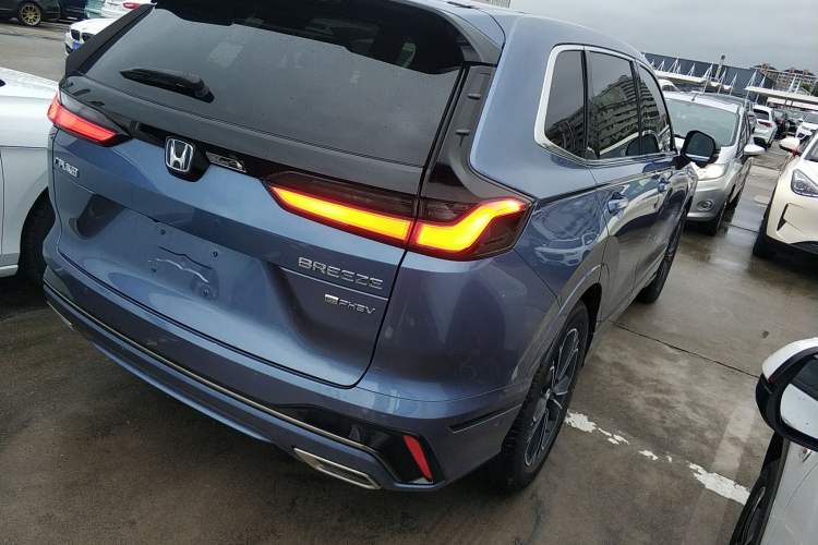 Used Honda Breeze New Energy 2023 ePHEV Ultimate Edition Rear Right 45 Deg