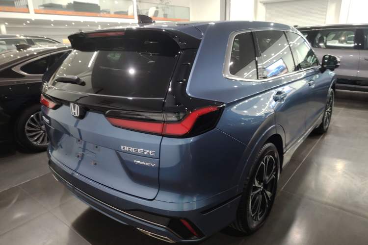 Used Honda Breeze New Energy 2023 ePHEV Ultimate Edition Rear Right 45 Deg