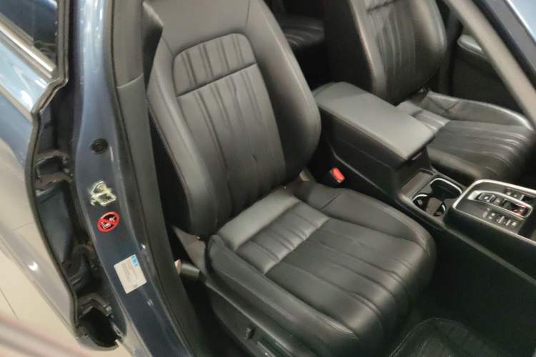 Used Honda Breeze New Energy 2023 ePHEV Ultimate Edition Right Front Seat