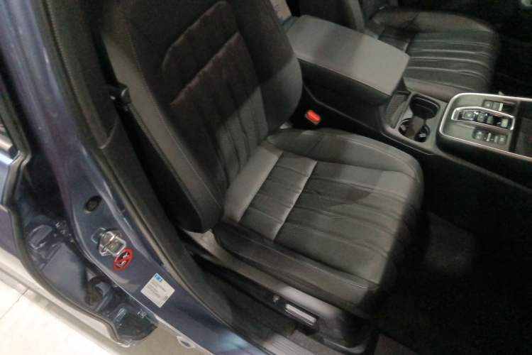 Used Honda Breeze New Energy 2023 ePHEV Ultimate Edition Right Front Seat